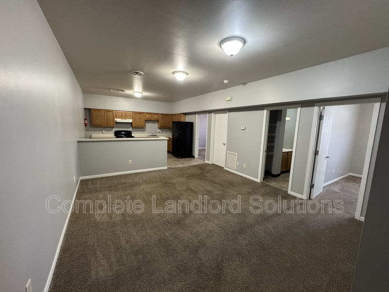 Terre Haute Condo: 1400 North Avenue - 111