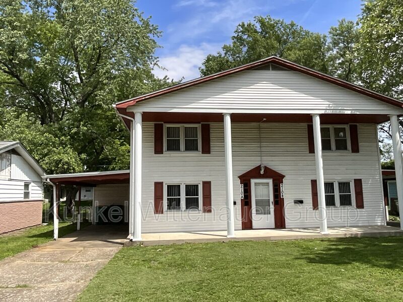 O'Fallon House: 210 Howard Drive A