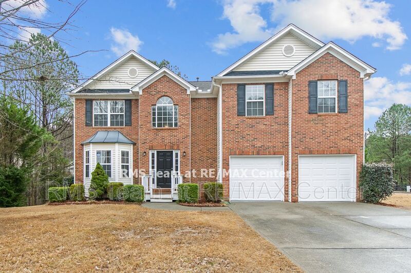 Request a Viewing for 2130 Skylar Leigh Dr Tenant Turner