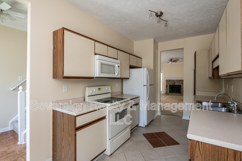 Chamblee House: 4028 Elm St