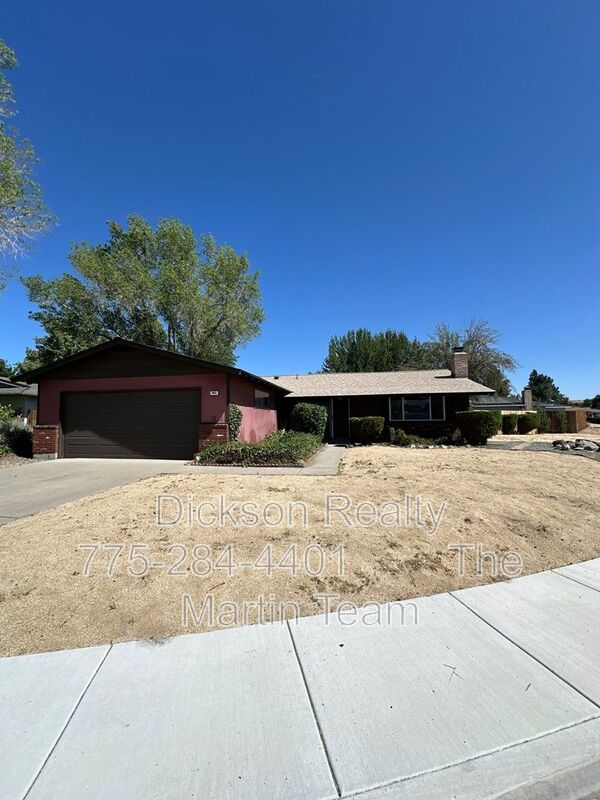 Sparks House: 462 Steffanie Way