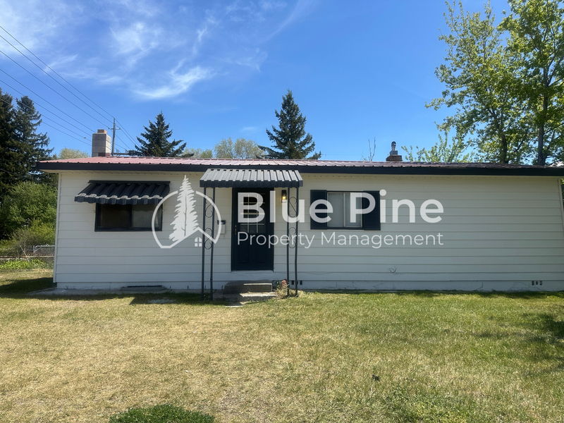 Idaho Falls House: 1198 Boise Avenue