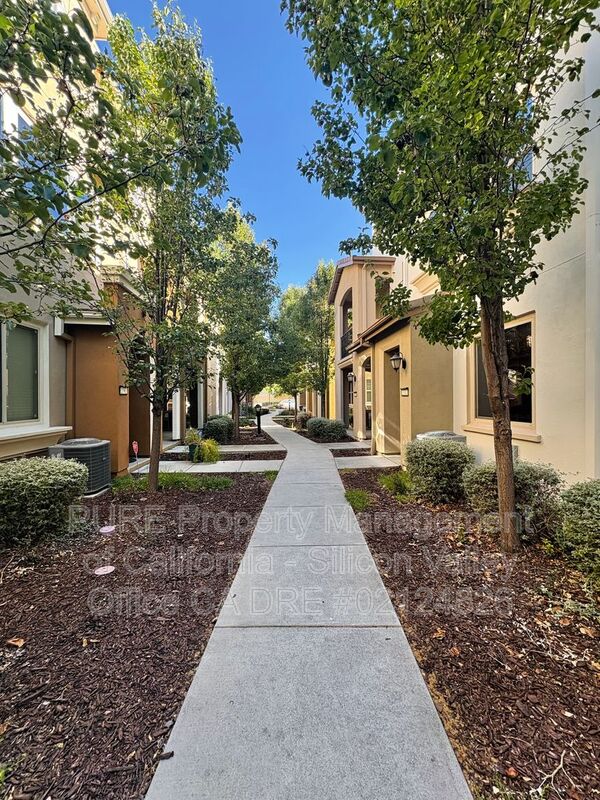 San Jose House: 2712 Ferrara Circle