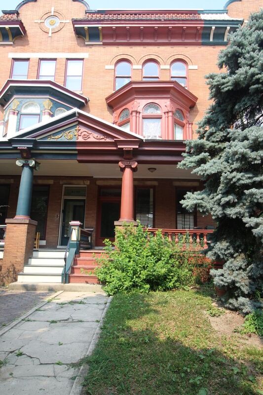 Baltimore Condo: 2842 St. Paul St.