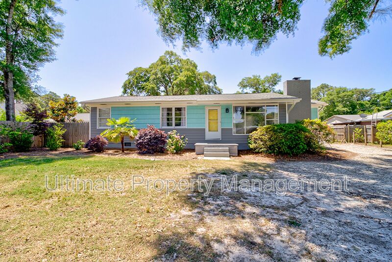 Wilmington House: 5332 Wrightsville Ave