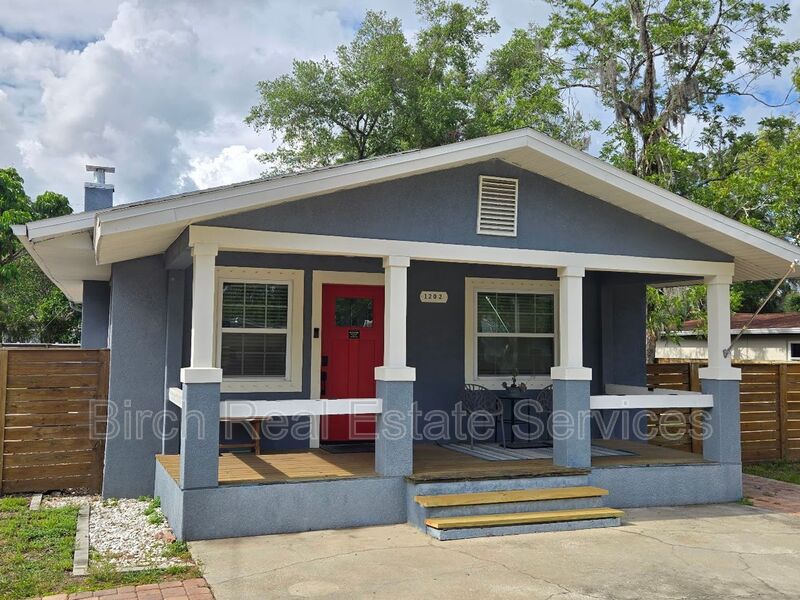 Tampa House: 1202 E. Caracas St.