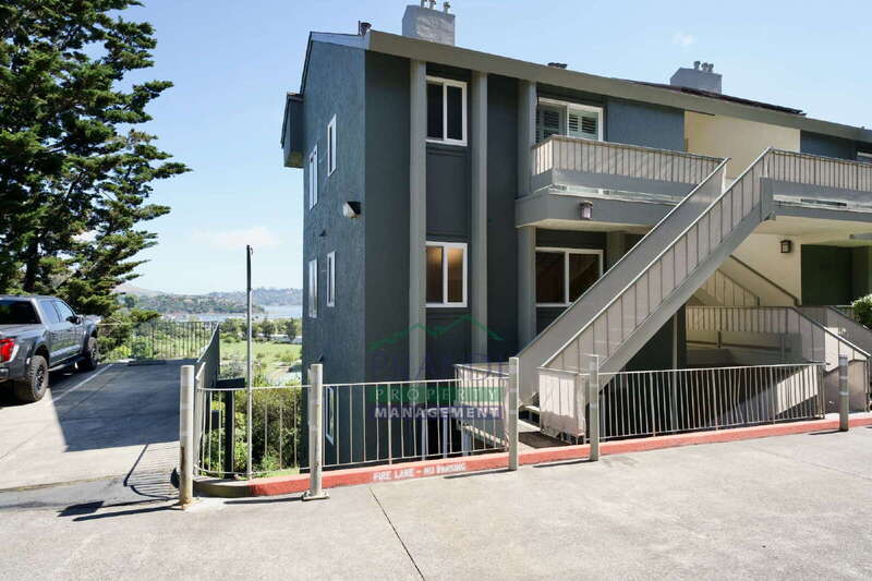 Sausalito Condo: 134 Lower Anchorage Rd