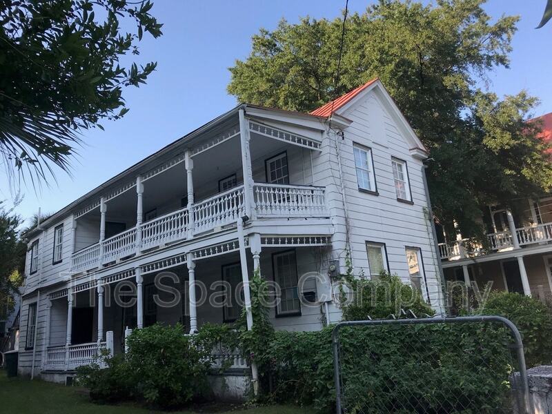 Charleston Condo: 46 1/2 Vanderhorst Street