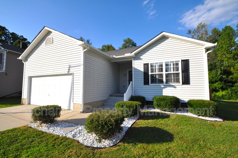Fuquay Varina House: 248 N Honey Springs Ave