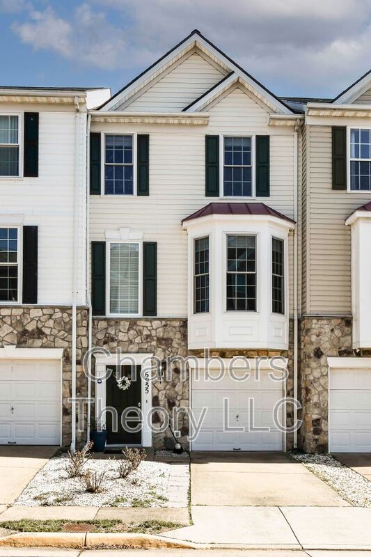 Alexandria House: 6955 Cromarty Dr.