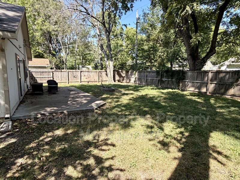 2234 Ohio Street, Lawrence, Kansas rental photo 3 of 26