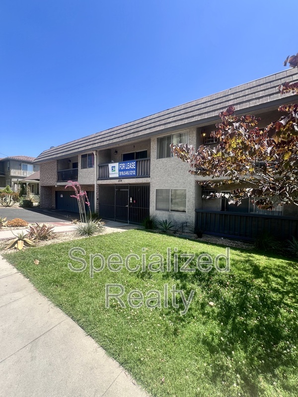 Glendale Condo: 824 E. Windsor Road