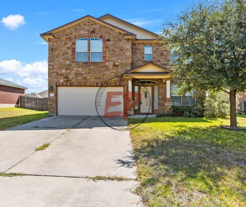 Waco House: 6728 Tierra Drive
