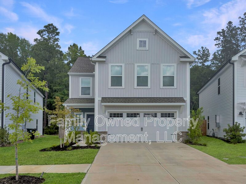 Summerville House: 187 Surfbird Road