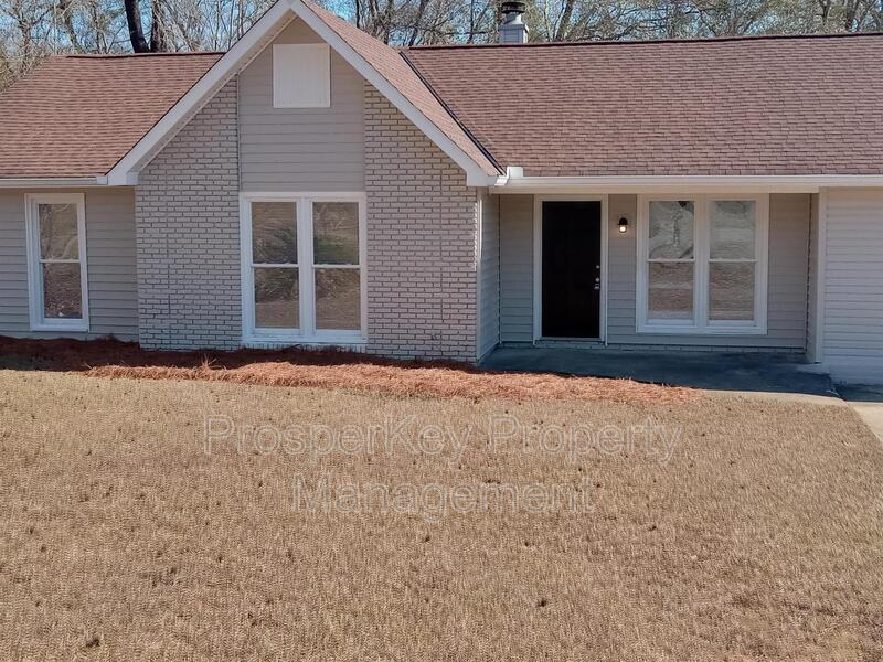 Phenix City House: 1100 43rd Ct