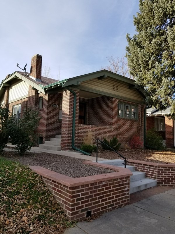 Request a Viewing for 2509 Glencoe Street Tenant Turner