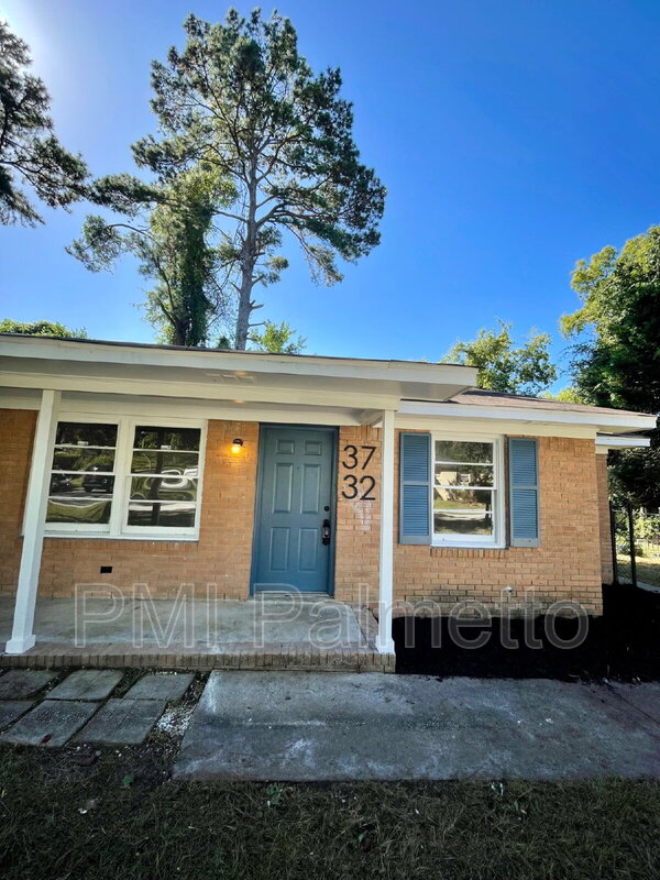 Columbia Condo: 3732 Hickory Street