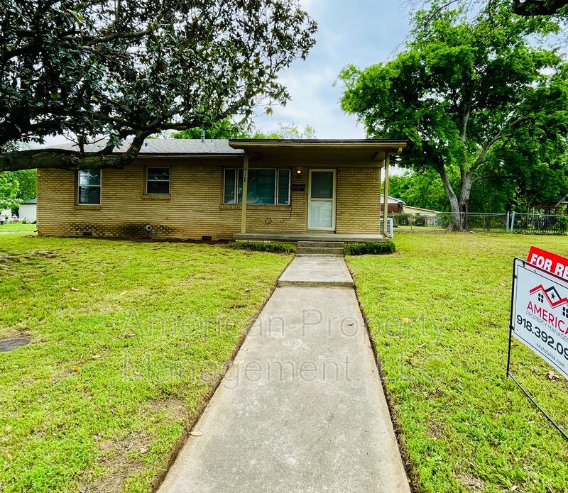 Tulsa House: P2-1Q- 6128 E. 17th St