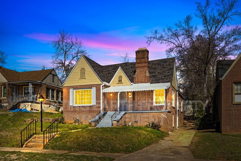 Birmingham House: 1420 47th Street Ensley W