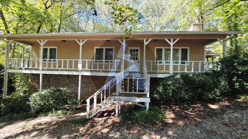 Acworth House: 103 Westland Court