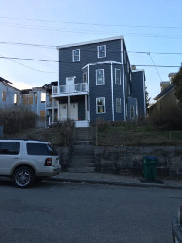 Lowell Condo: 67 Varney Street