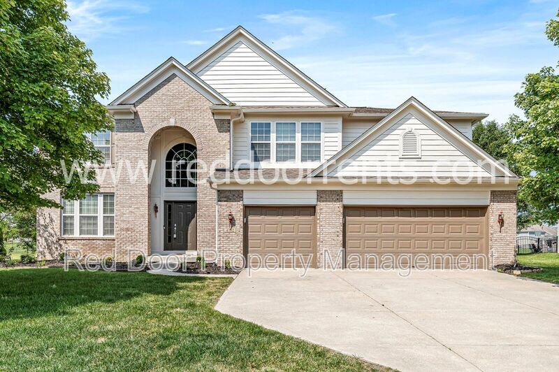 Zionsville House: 4712 Pebblepointe Pass