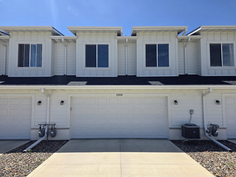 Waukee Townhome: 1008 Maple Street
