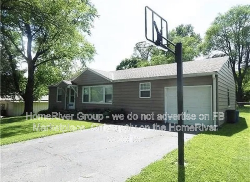 Raytown House: 6106 Willow Ave