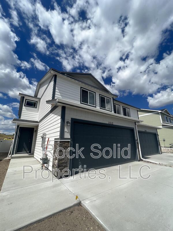 Cheyenne Townhome: 1512 Danny Place - 1