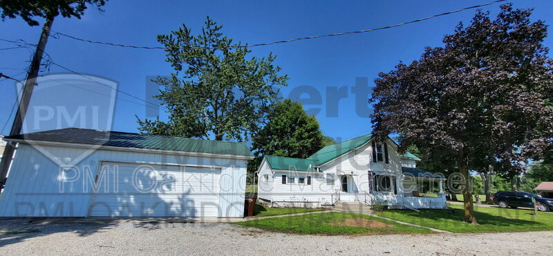 Troy House: 1636 McKaig Rd
