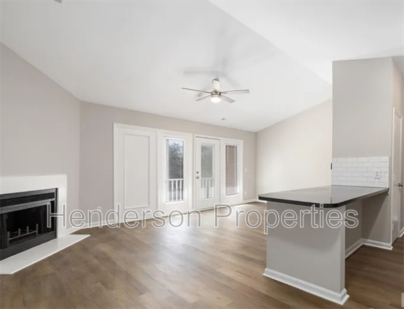 Charlotte Condo: 6142 Meadow Rose Lane