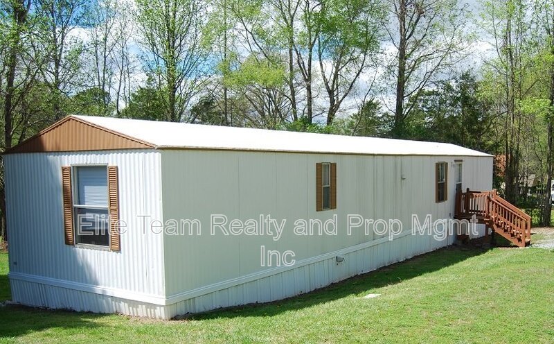 Rock Hill House: 3103 Cedarvale Rd lot