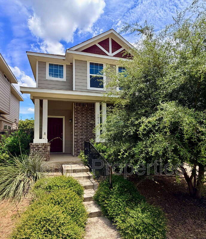 San Marcos House: 1010 Sand Post Place