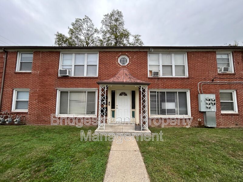 Dayton House: 1317 Salem Avenue