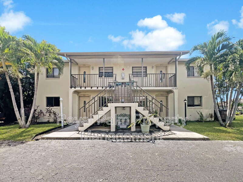 Cape Coral Condo: 4530 Southwest 10th Avenue