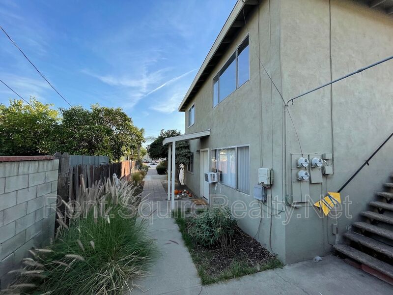 Azusa House: 537.5 W. Crescent Dr.