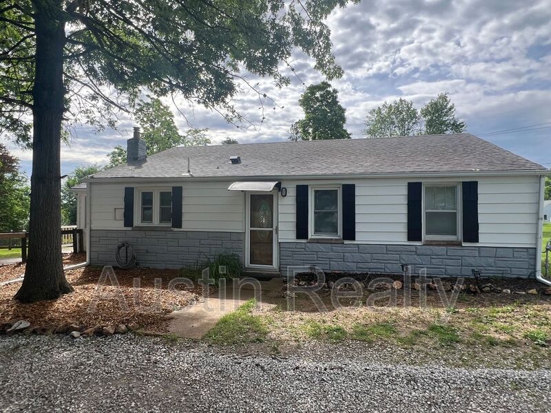 Saint Louis House: 13166 East Lane