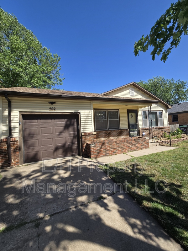 Wichita House: 902 North Colorado Street