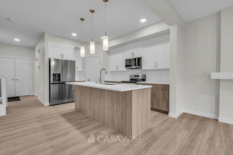 Leduc House: 1061 Berg Place