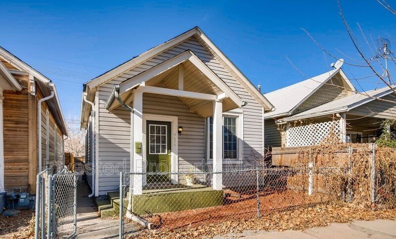 Denver House: 4675 Columbine St