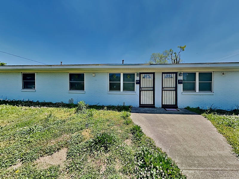 Birmingham House: 219 12th St W