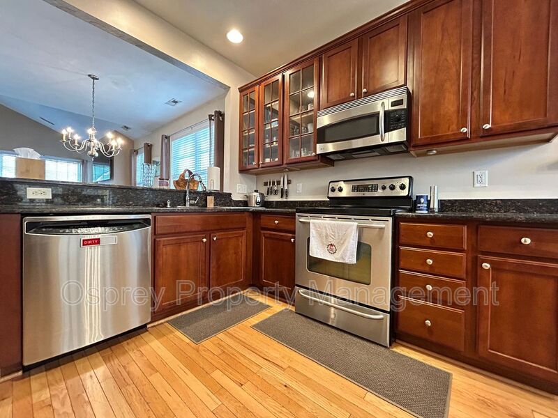 Introducing a stunning condo located in the sought-after Riverwalk Estates of Chesapeake, VA 