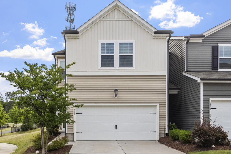 Cary Condo: 210 Adobe Place