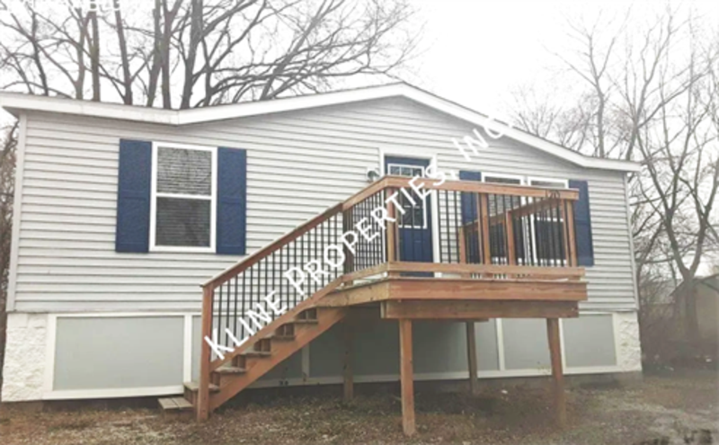 Shelbyville House: 170 Habig St