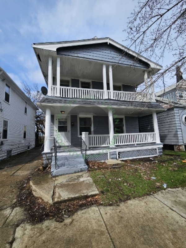 Cleveland Condo: 444 East 156th Street - Downstairs