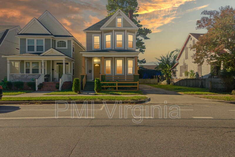 Norfolk House: 527 W 26th St