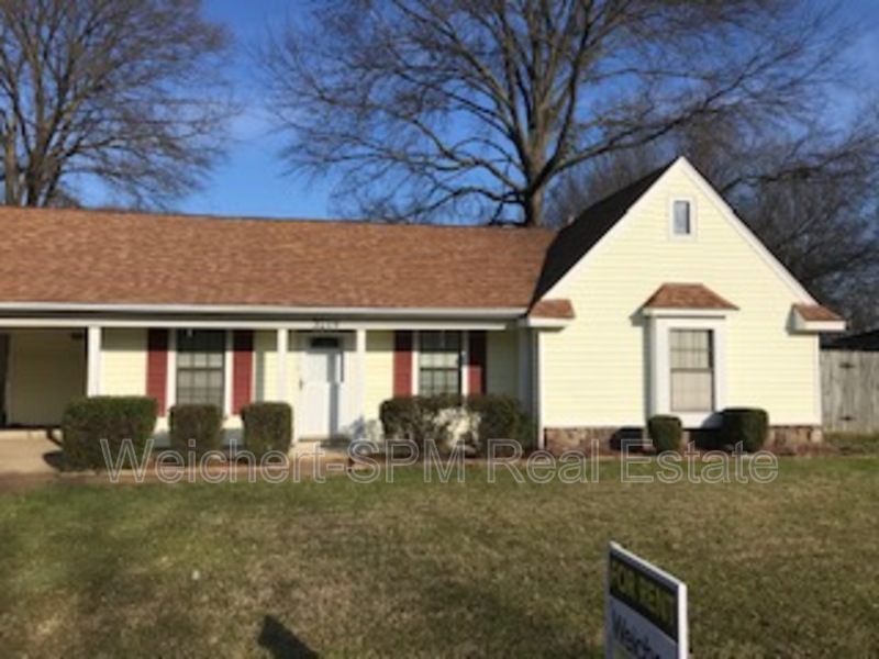 Bartlett House: 3219 Elmore Park Road