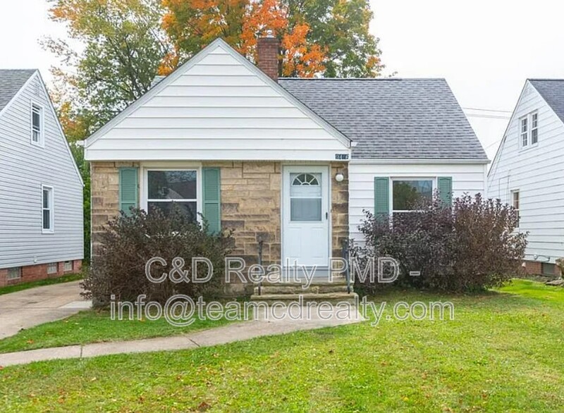 Garfield Heights House: 9406 McCracken Road