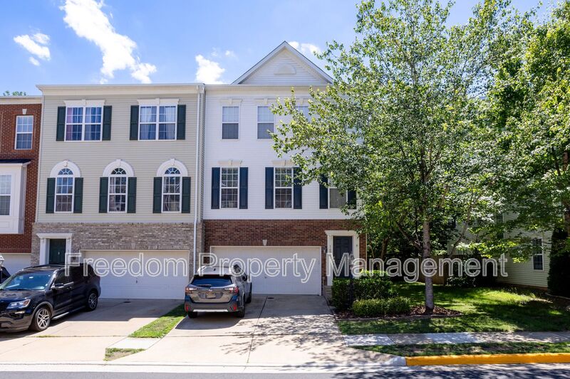 Haymarket House: 16021 Pitner St.