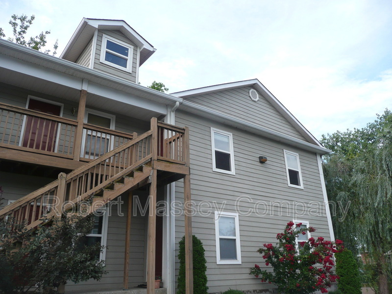 Louisville Condo: 1924 Muncie Avenue